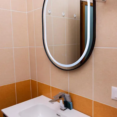 Modern 110 M2 Near Tirana And Airport Apartman Valjiosi